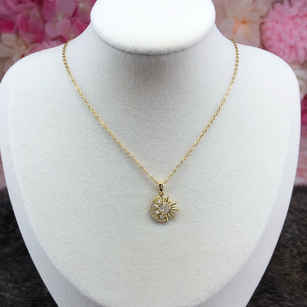 Stainless Steel
Gold Sun and Moon Pendant Necklace